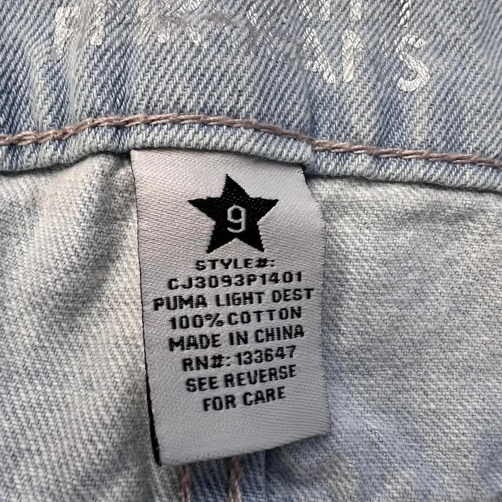 Celebrity Pink Distressed American Flag Shorts Size 9. - Picture 3 of 5